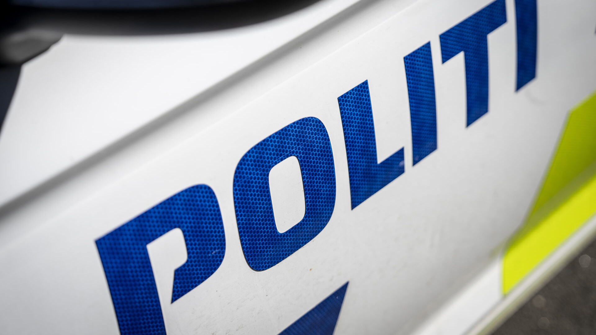 Stak af fra politiet: Kvinde dømt for tyverier, narko og for at bringe betjent i fare